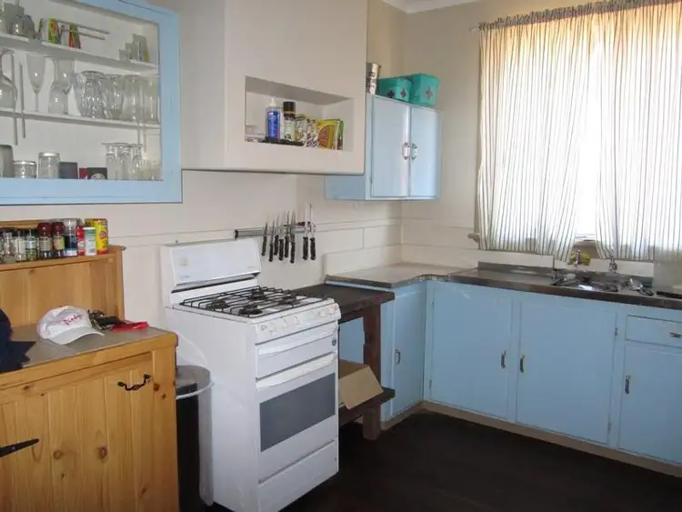 Seventh view of Homely house listing, 8 Whitfield St, Beachlands WA