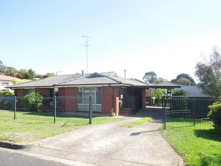 24 Brigalow Cres, Mount Gambier SA