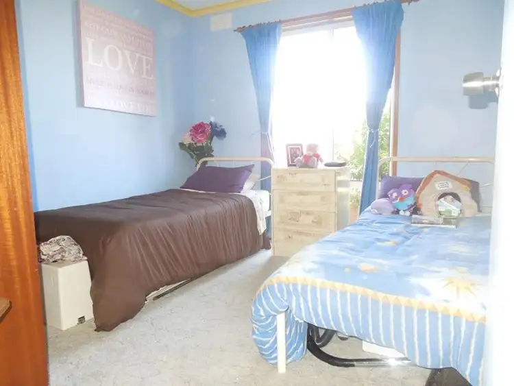 Sixth view of Homely house listing, 24 Brigalow Cres, Mount Gambier SA