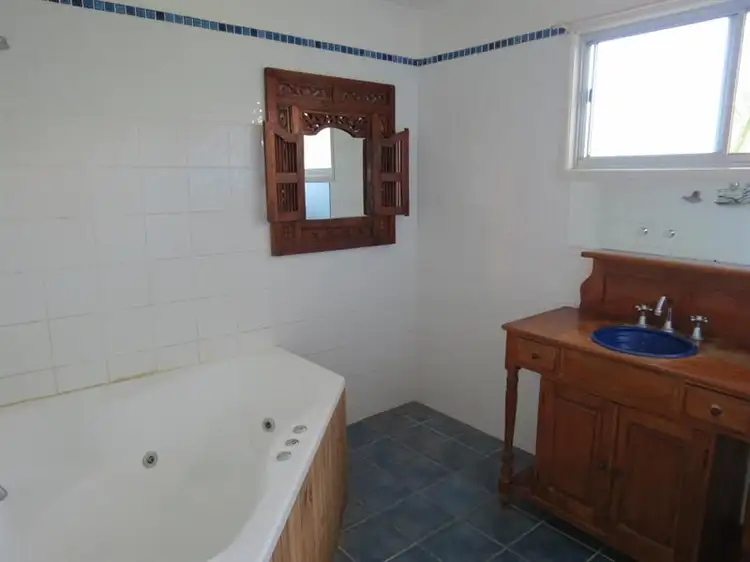 Fourth view of Homely house listing, 2 Stower St, Blackwater QLD