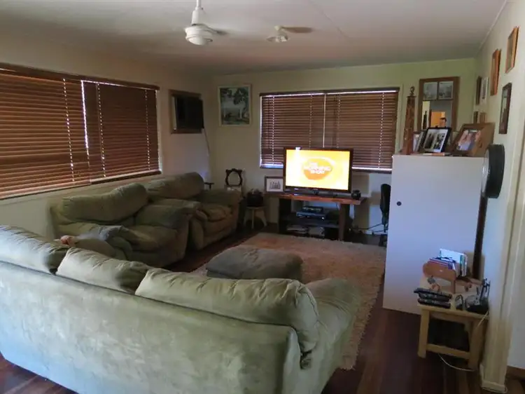 Fifth view of Homely house listing, 2 Stower St, Blackwater QLD