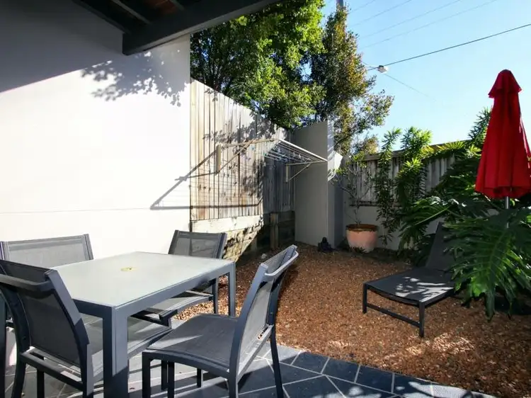 Fifth view of Homely townhouse listing, 1/13 Richmond Rd, Morningside QLD