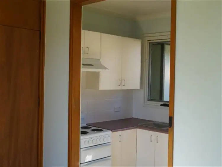 Second view of Homely house listing, 8 Myora Pl, Orange NSW