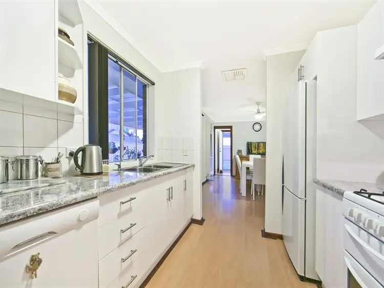 Fifth view of Homely house listing, 8 Brookdale Cl, Gilles Plains SA