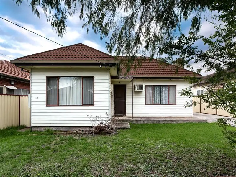 Main view of Homely house listing, 25 Vule St, St Albans VIC
