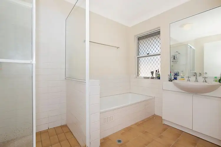 Fifth view of Homely unit listing, 9/22 Warren Street, St Lucia QLD 4067