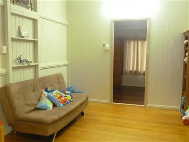 Sixth view of Homely house listing, 3 Brolga St, Longreach QLD