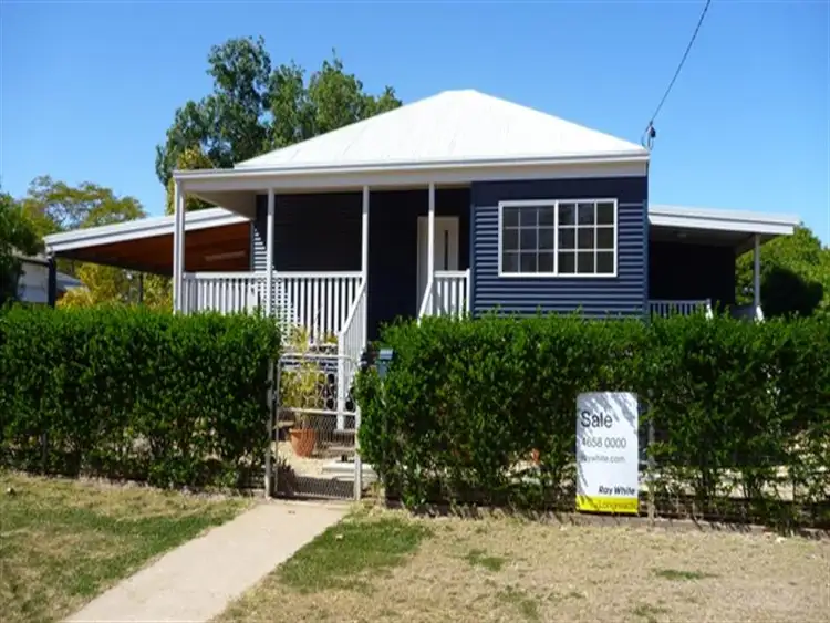 174 Crane St, Longreach QLD