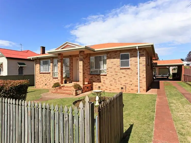 138 Hill St, Newtown QLD