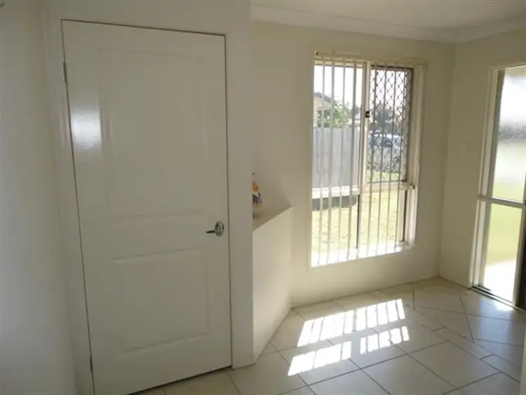 Seventh view of Homely other listing, 2 / 37 Ronayne Cir, One Mile QLD