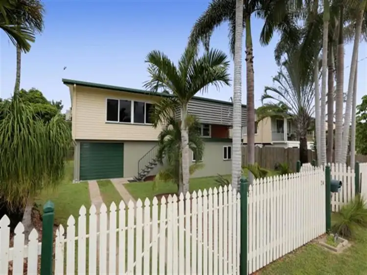 24 Laburnum St, Cranbrook QLD