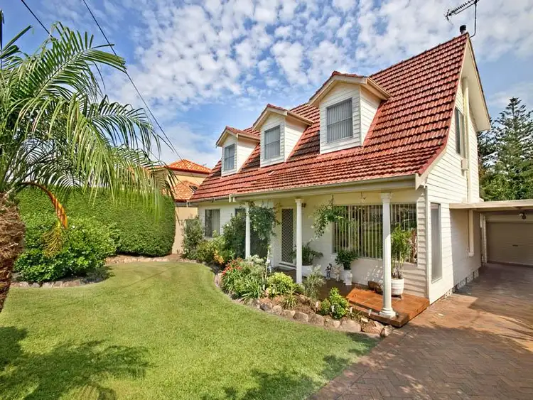 Second view of Homely house listing, 31 Yeramba Ave, Dolans Bay NSW