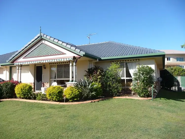 Unit 25 'Clearwaters' 2 North Street, Golden Beach QLD 4551