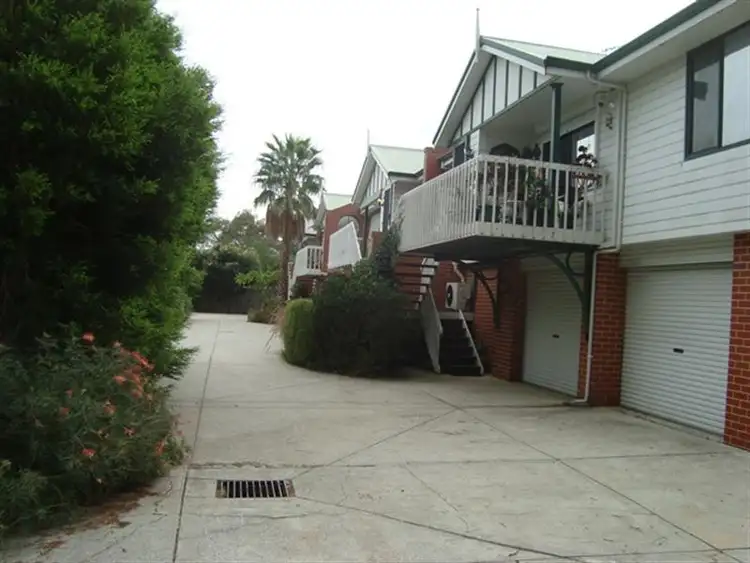Fifth view of Homely house listing, 2/30 Montreal Rd, Woodbridge WA