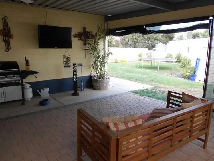 Second view of Homely house listing, 5 Beryl Ct, Bordertown SA