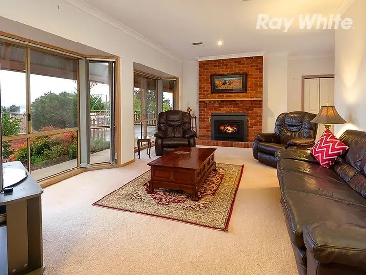 Third view of Homely house listing, 2 Curtin Ct, Wodonga VIC