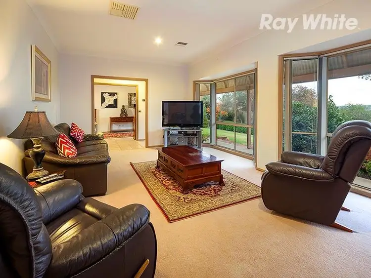 Sixth view of Homely house listing, 2 Curtin Ct, Wodonga VIC