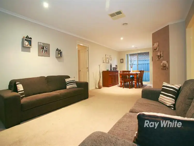Fifth view of Homely house listing, 2 Kemsley Grn, Cranbourne East VIC