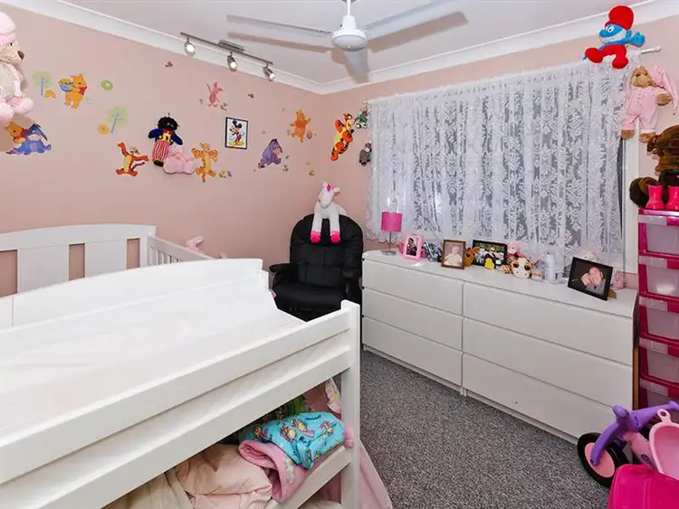 Fifth view of Homely other listing, 2/15 Annette Ct, Labrador QLD