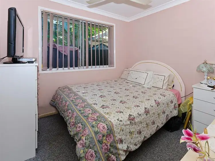 Seventh view of Homely other listing, 2/15 Annette Ct, Labrador QLD