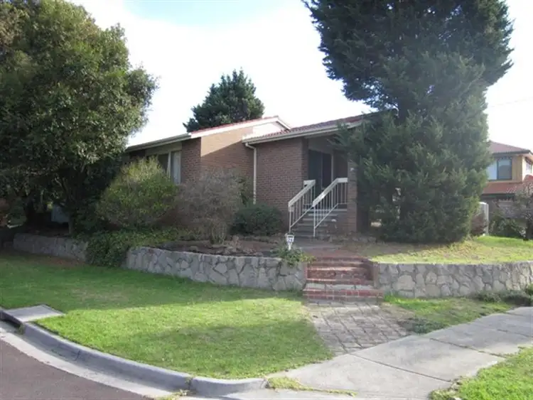 24 Liardet Cres, Frankston VIC