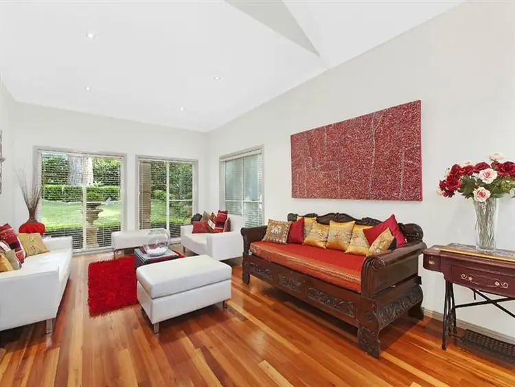 Second view of Homely house listing, 10 Hamilton Pde, Pymble NSW