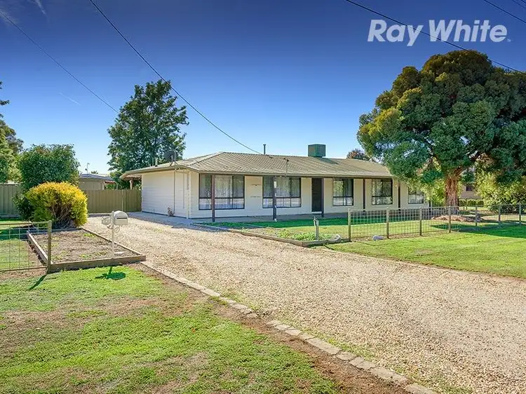 149 Bank St, Howlong NSW