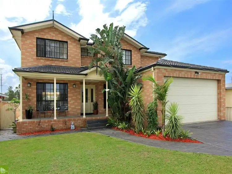 140 Pur Pur Ave, Lake Illawarra NSW