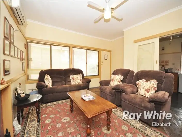 9 Underdown Rd, Elizabeth South SA