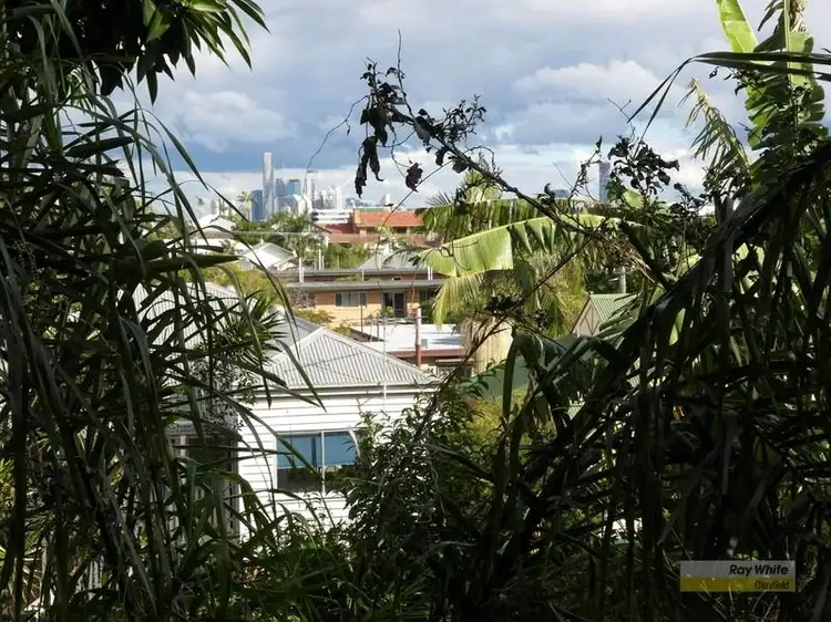 2/14 Balmain St, Wooloowin QLD