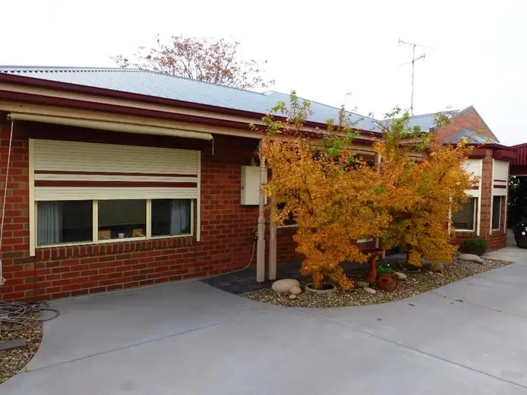 Main view of Homely townhouse listing, 2/129 Goulburn Rd, Echuca VIC