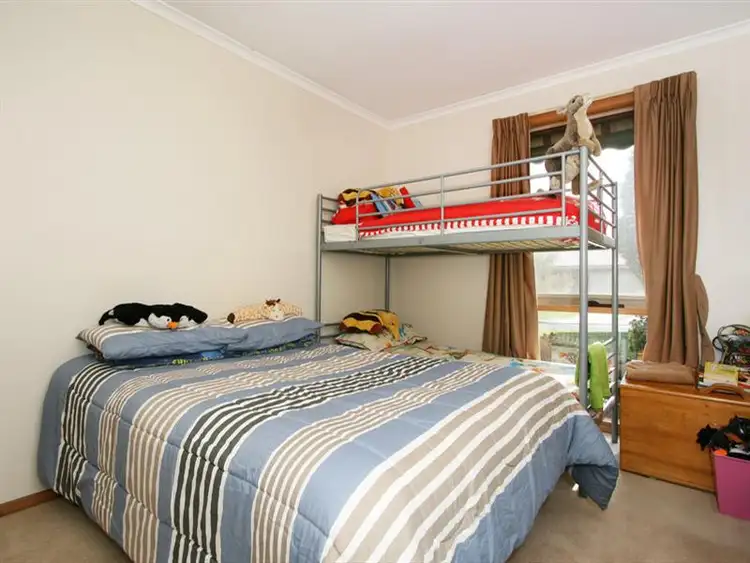 Fifth view of Homely house listing, 11 Redmill Ct, Lilydale VIC