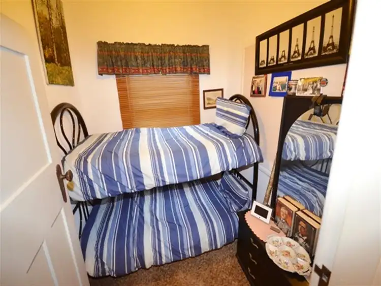 Seventh view of Homely house listing, 2 Huene Ave, Budgewoi NSW