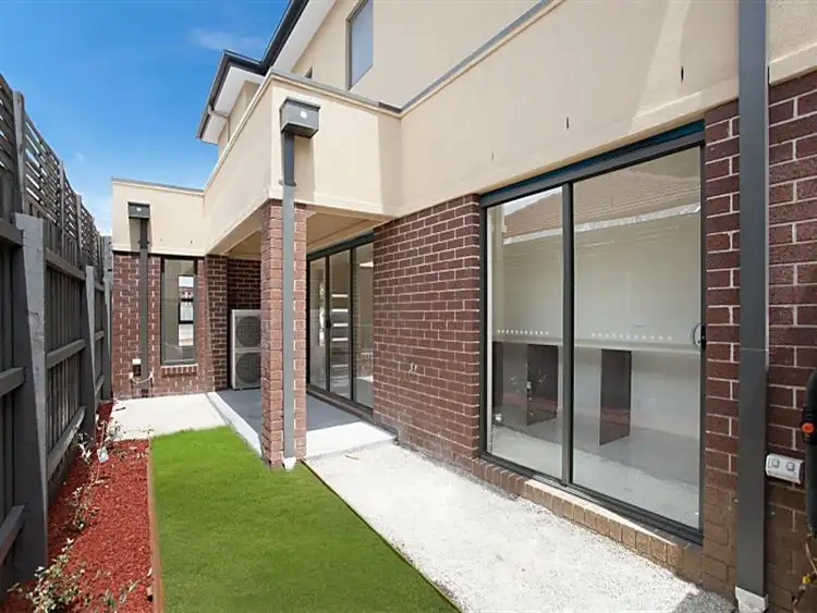 Sixth view of Homely townhouse listing, 1/17 Brunei Cres, Heidelberg West VIC
