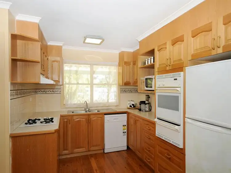 7 Mallon St