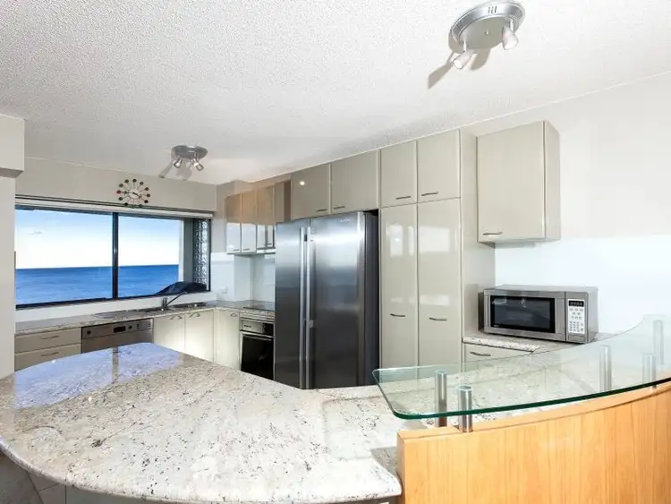 Fourth view of Homely unit listing, Unit 3 'Jomar' 21 McIlwraith St, Moffat Beach QLD