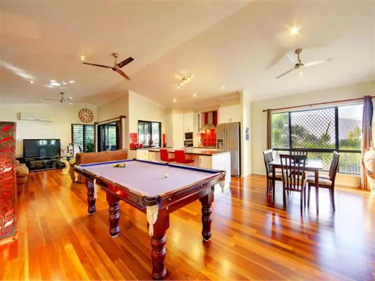 95 Shutehaven Cct, Bushland Beach QLD