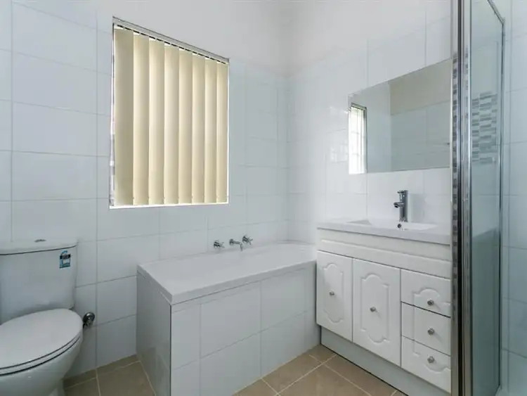 Fourth view of Homely unit listing, 6A Pennell Ave, St Albans VIC