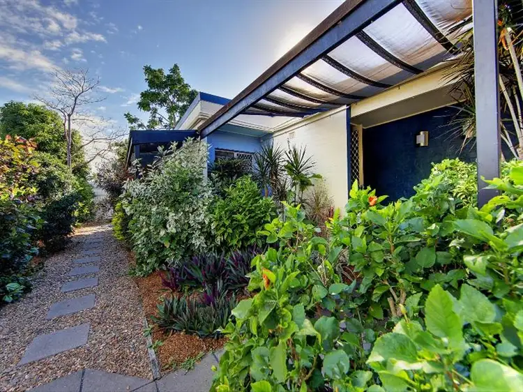 Second view of Homely house listing, 4 Russell St, Aitkenvale QLD