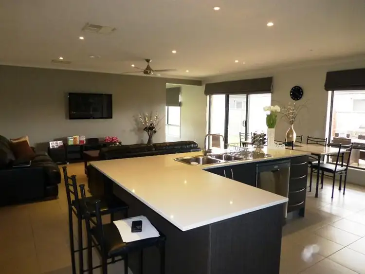 Fourth view of Homely house listing, 8 Westin Pl, Echuca VIC