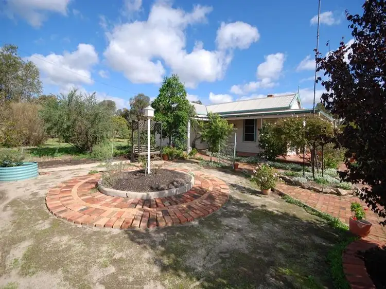 23 Pitt St, Pingelly WA