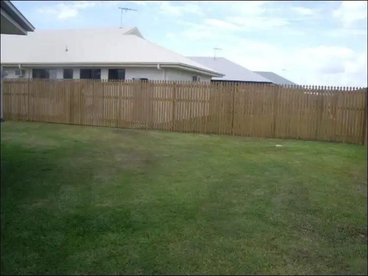 Fifth view of Homely house listing, 11 Ripon Ct, Mount Low QLD