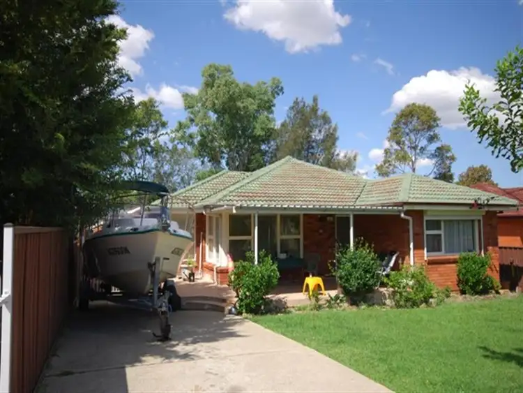 53 Macleay St, Greystanes NSW
