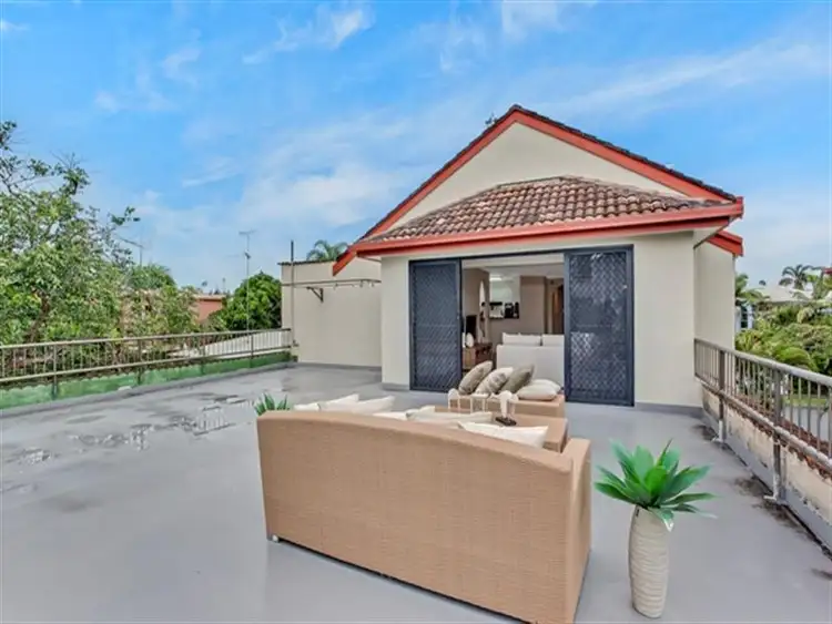 Fourth view of Homely unit listing, 5 'Chateau Ronalde' 27 Second Ave, Broadbeach QLD