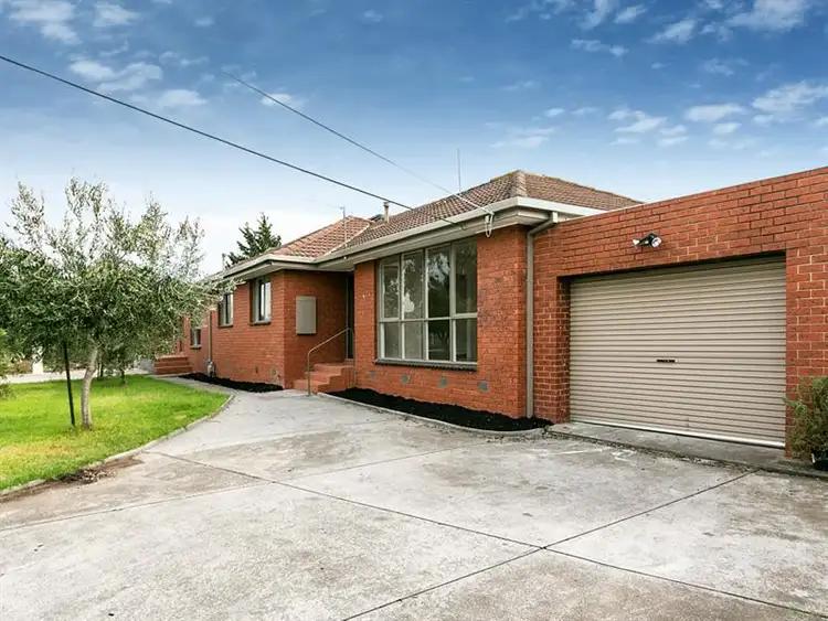 5 Blendon Ave, St Albans VIC