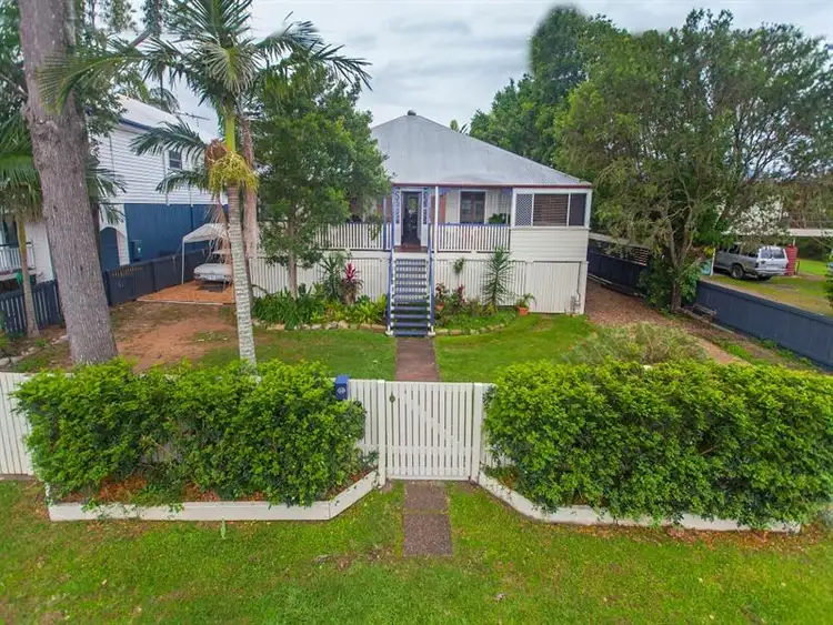 20 Robinson St, Shorncliffe QLD