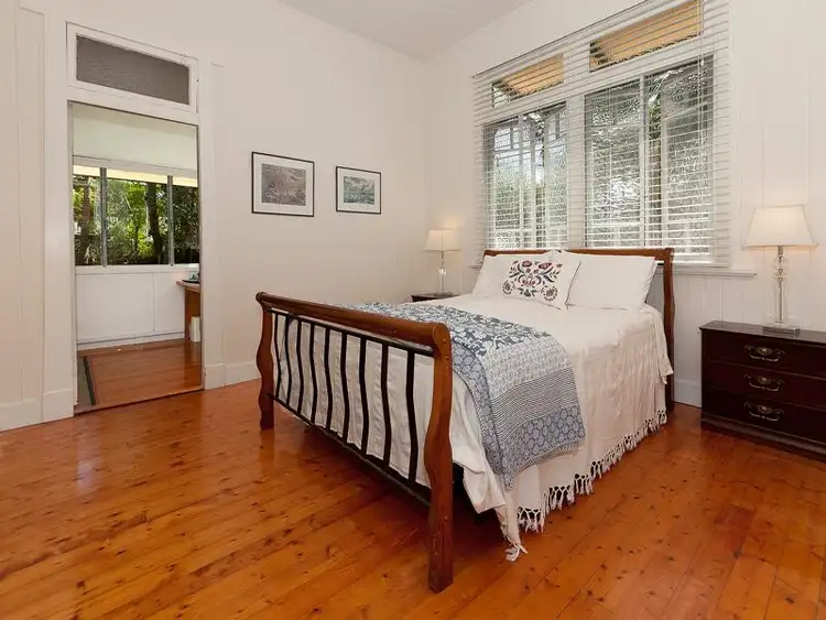 Sixth view of Homely house listing, 249 Cliveden Ave, Oxley QLD