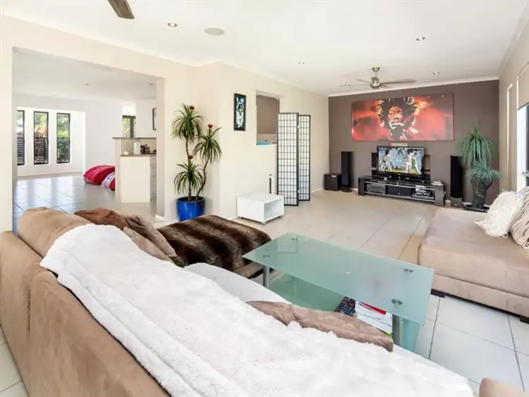 44 Orringa St, Wurtulla QLD