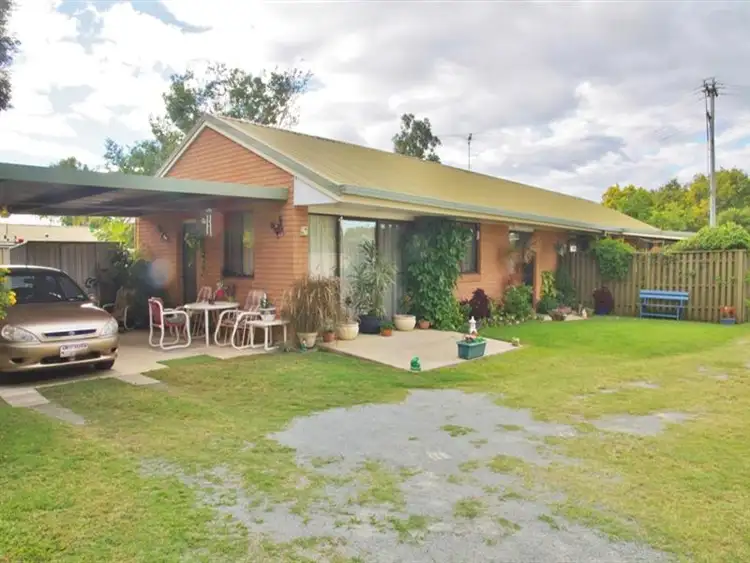 Fifth view of Homely unit listing, 2A Wattle St, Beaudesert QLD
