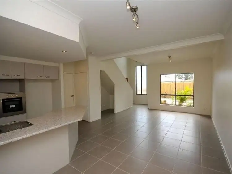 Seventh view of Homely unit listing, 2 -115 Torquay Rd, Scarness QLD